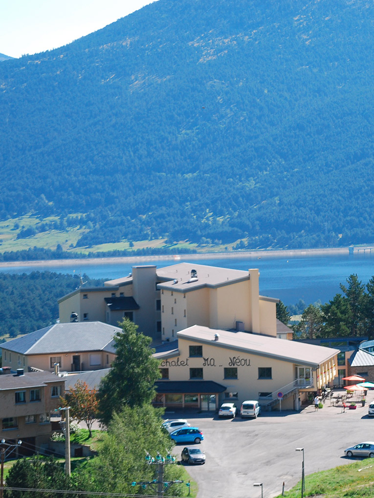 CChalet Ma Neou